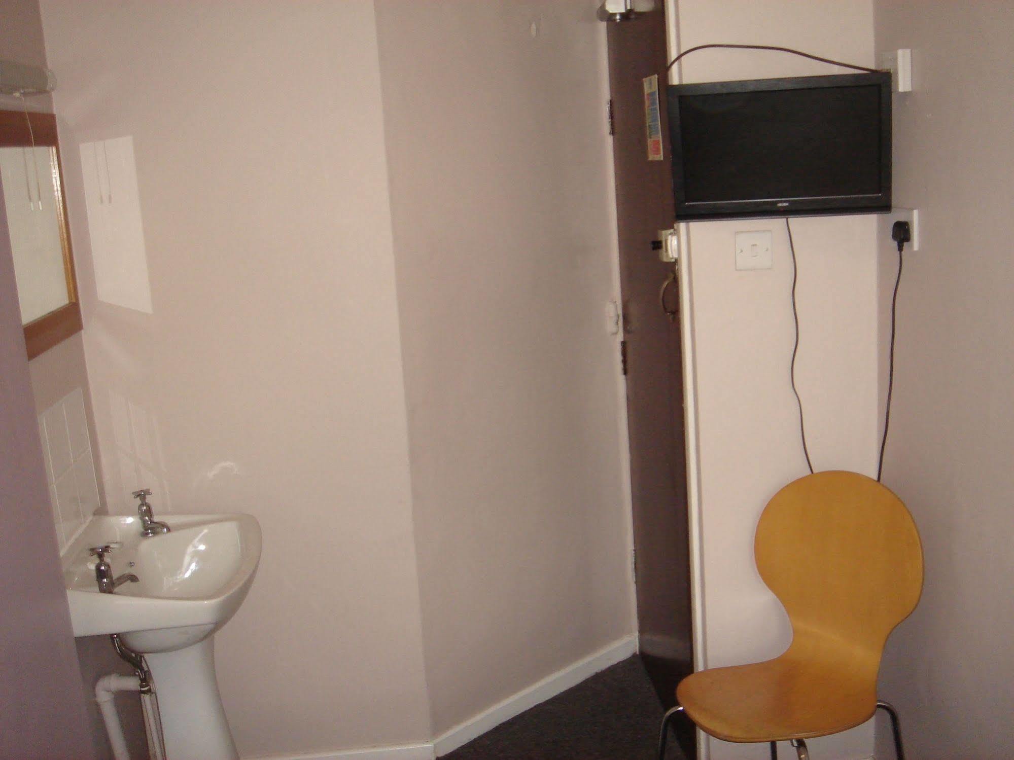 Prince Hotel Smethwick Buitenkant foto